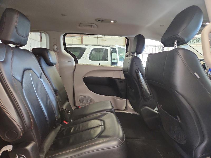 Продажа на аукционе авто 2017 Chrysler Pacifica, vin: 2C4RC1BG8HR810086, номер лота: 49322516