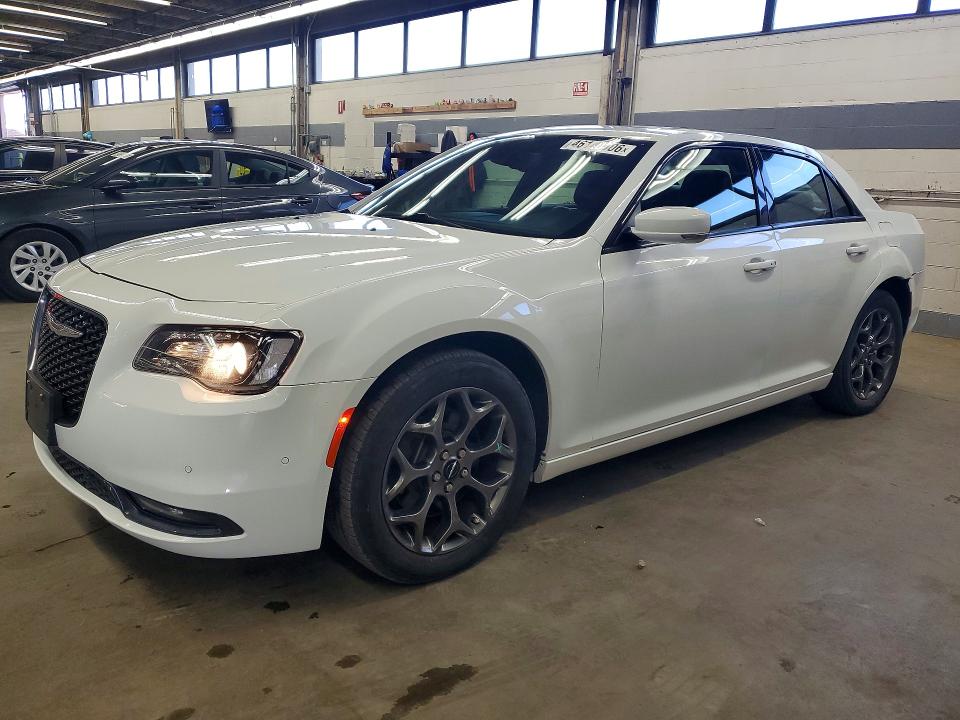 Auction sale of the 2017 Chrysler 300, vin: 2C3CCAGG6HH527002, lot number: 46140306