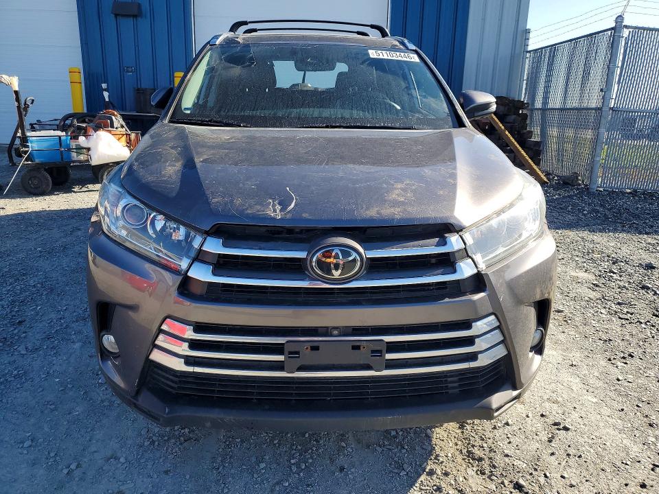 Продаж на аукціоні авто 2018 Toyota Highlander, vin: 5TDDZRFH4JS886864, номер лоту: 51103446