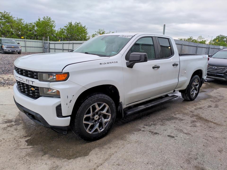 50707876 :رقم المزاد ، 1GCRYAEF3LZ300442 vin ، 2020 Chevrolet Silverado مزاد بيع