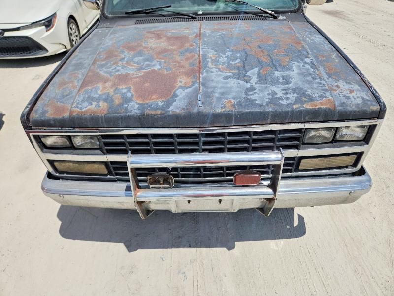 50921266 :رقم المزاد ، CCY245A151771 vin ، 1975 Chevrolet 20/2500 مزاد بيع