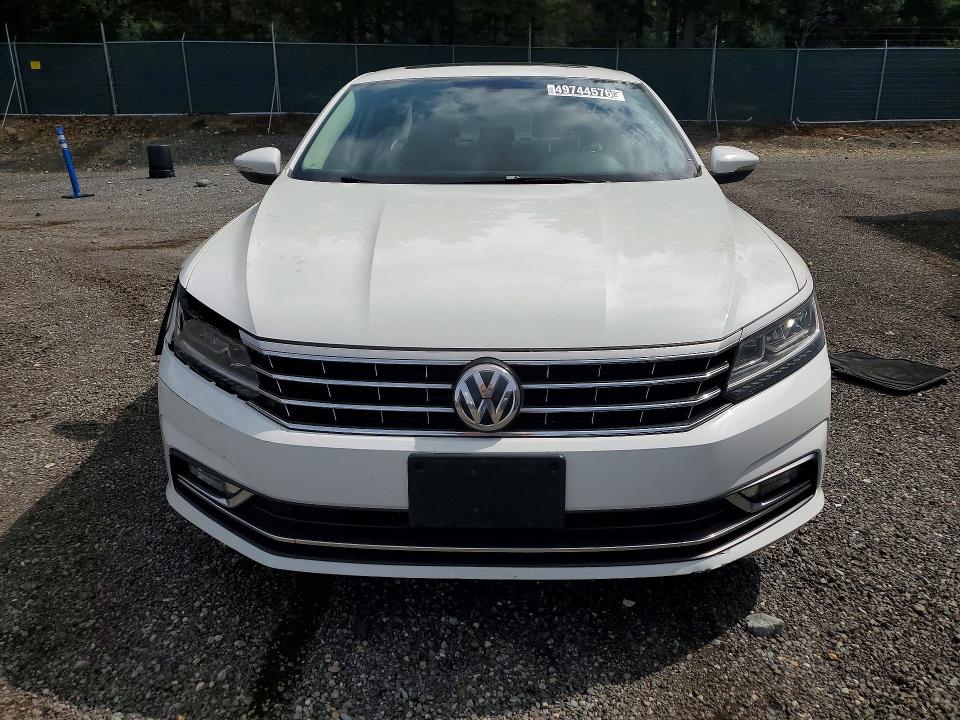49744576 :رقم المزاد ، 1VWBT7A34GC068552 vin ، 2016 Volkswagen Passat مزاد بيع