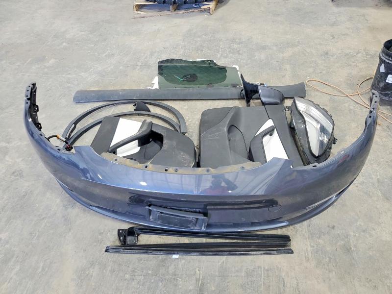 48932466 :رقم المزاد ، 5YJYGDEE2MF210102 vin ، 2021 Tesla Model Y مزاد بيع