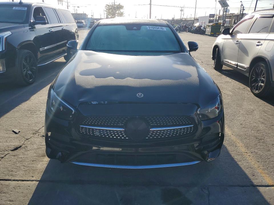 2021 Mercedes-benz E მანქანა იყიდება აუქციონზე, vin: W1KZF8DB0MA979380, აუქციონის ნომერი: 51843416