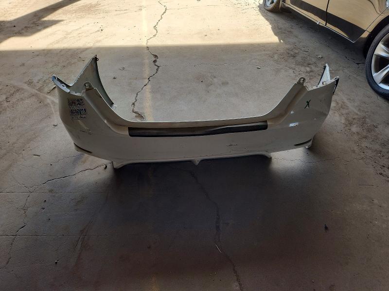 48586846 :رقم المزاد ، 4T1T31AK4RU078180 vin ، 2024 Toyota Camry Hybrid مزاد بيع
