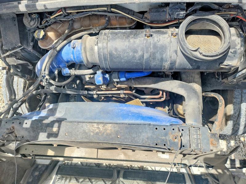 49820646 :رقم المزاد ، 2FZHCMCVX5AN91316 vin ، 2005 Sterling Truck Lc مزاد بيع