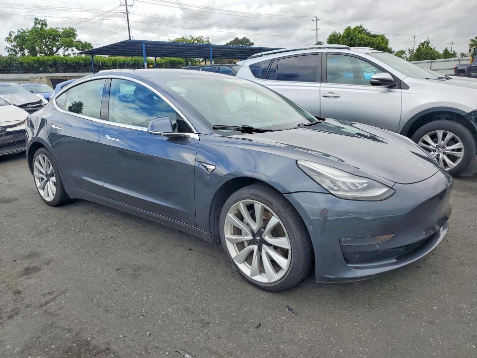 Продажа на аукционе авто 2019 Tesla Model 3, vin: 5YJ3E1EA3KF475961, номер лота: 50676146