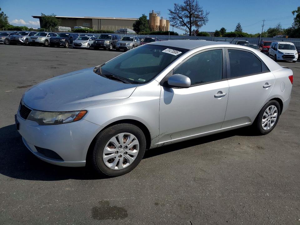51470886 :رقم المزاد ، KNAFT4A26D5677374 vin ، 2013 Kia Forte مزاد بيع