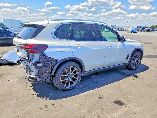 51133406 :رقم المزاد ، 5UX13EU05R9S42714 vin ، 2024 Bmw X5 مزاد بيع