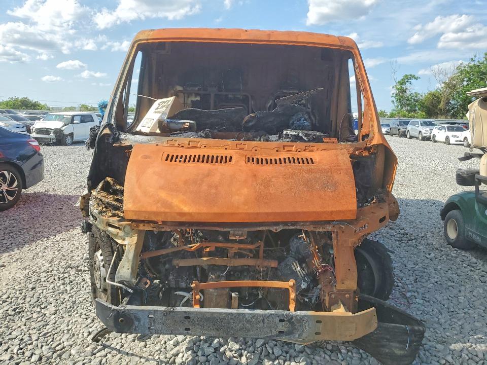 50938156 :رقم المزاد ، 3C6TRVAG7GE112007 vin ، 2016 Ram Promaster 1500 مزاد بيع
