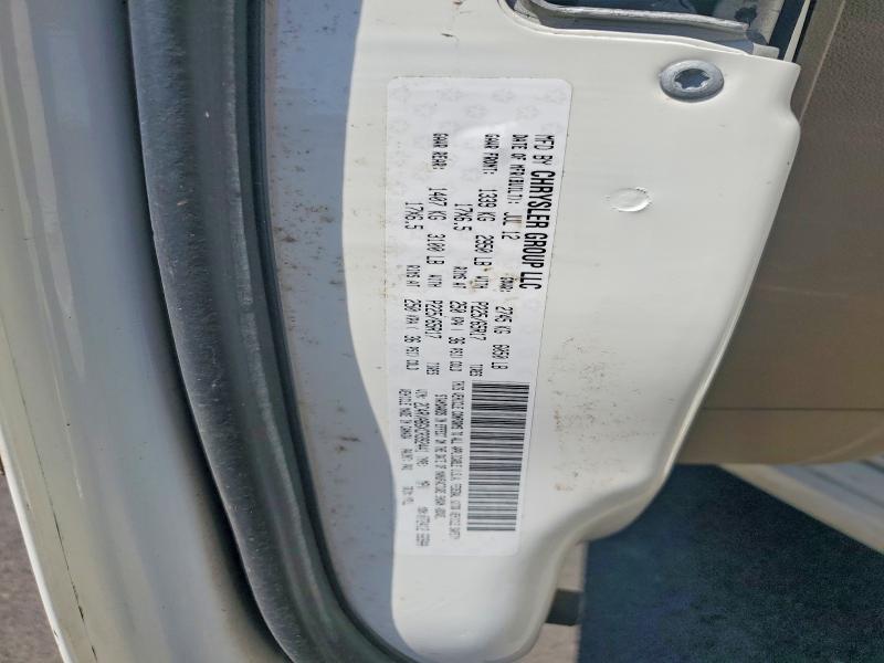 48545936 :رقم المزاد ، 2C4RVABGXCR392441 vin ، 2012 Volkswagen Routan مزاد بيع