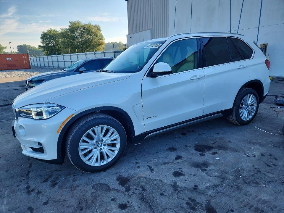 50735426 :رقم المزاد ، 5UXKR0C33H0X77710 vin ، 2017 Bmw X5 مزاد بيع