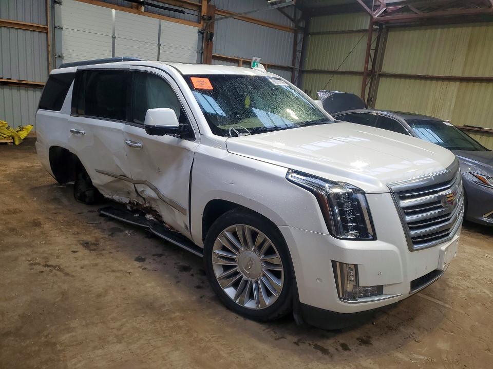 50981196 :رقم المزاد ، 1GYS4DKJ8JR128598 vin ، 2018 Cadillac Escalade مزاد بيع
