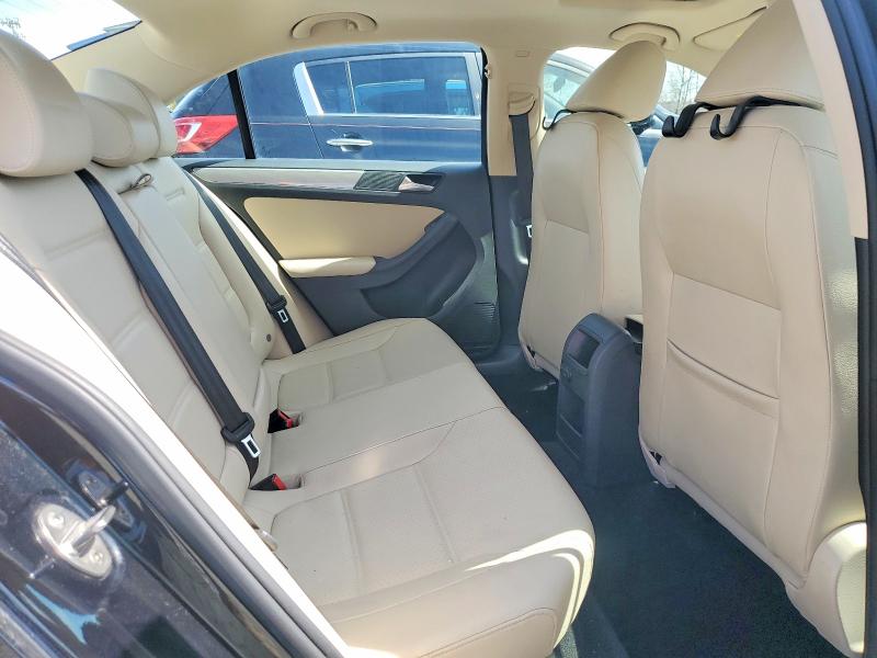 Продаж на аукціоні авто 2018 Volkswagen Jetta, vin: 3VWDB7AJ9JM245628, номер лоту: 49677436