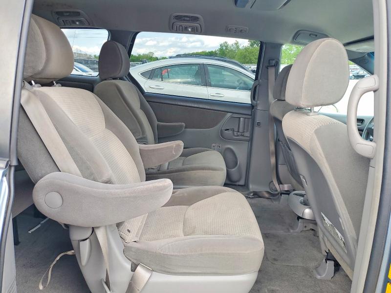 Aukcja sprzedaży 2010 Toyota Sienna, vin: 5TDKK4CC5AS299449, numer aukcji: 50983496