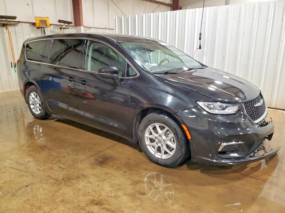 Auction sale of the 2023 Chrysler Pacifica, vin: 2C4RC1BG1PR627644, lot number: 49430566