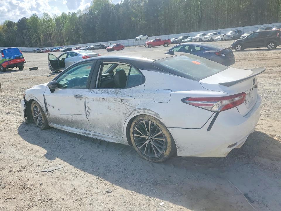 48495726 :رقم المزاد ، 4T1B11HK2KU742182 vin ، 2019 Toyota Camry مزاد بيع