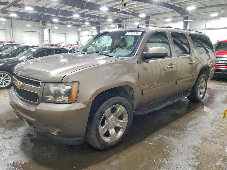 51897696 :رقم المزاد ، 1GNSKJE33BR334511 vin ، 2011 Chevrolet Suburban مزاد بيع
