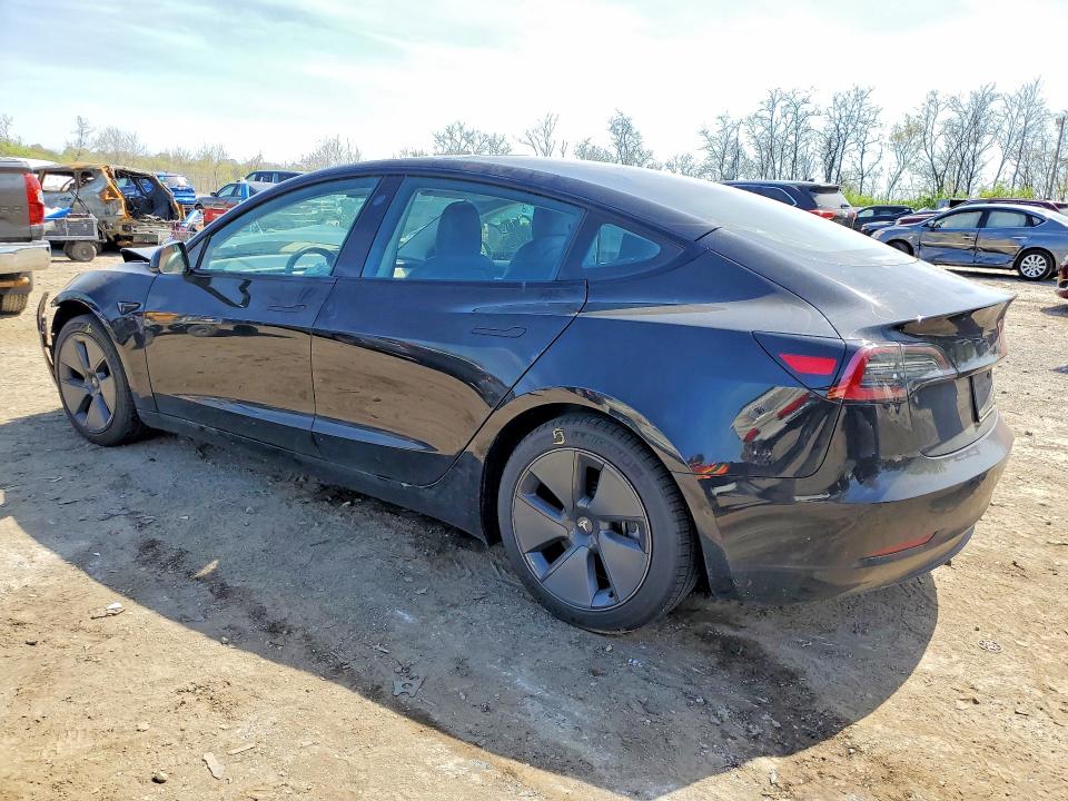 49242886 :رقم المزاد ، 5YJ3E1EA3NF111558 vin ، 2022 Tesla Model 3 مزاد بيع