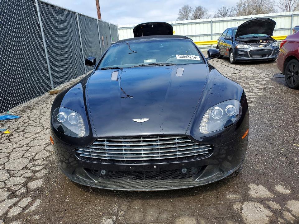 50048216 :رقم المزاد ، SCFEKBEL3BGD15131 vin ، 2011 Aston Martin V8 مزاد بيع