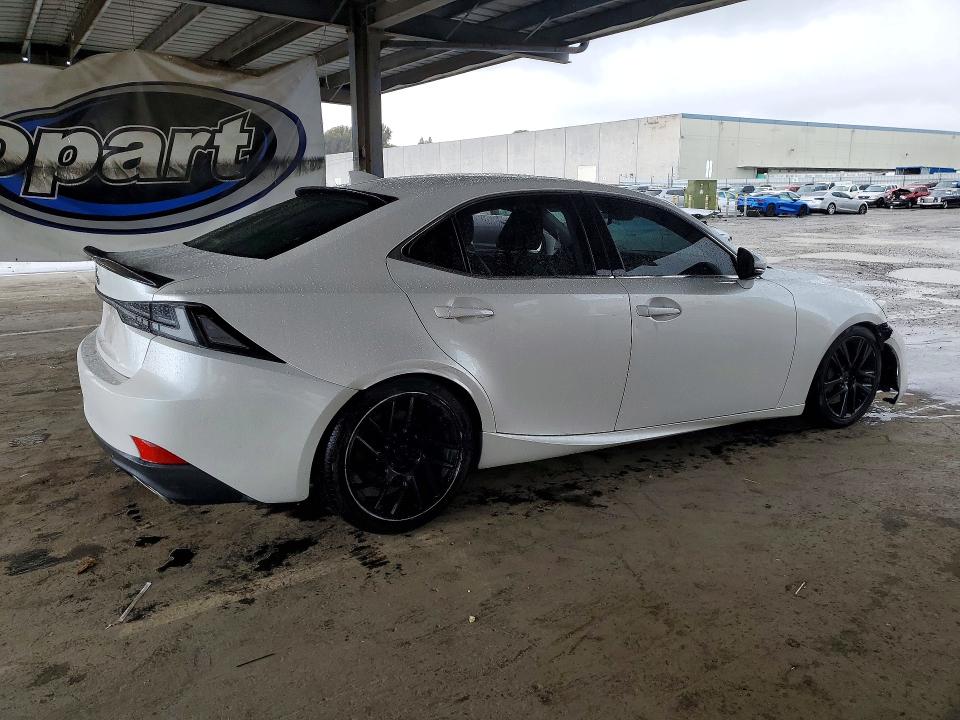49332726 :رقم المزاد ، JTHBA1D20J5078594 vin ، 2018 Lexus Is مزاد بيع