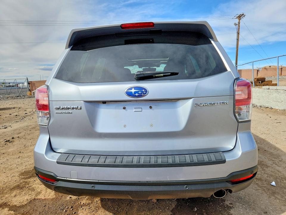 48519606 :رقم المزاد ، JF2SJAWC3JH611562 vin ، 2018 Subaru Forester مزاد بيع