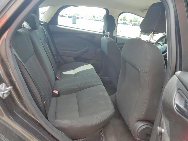 48795216 :رقم المزاد ، 1FADP3E26FL271313 vin ، 2015 Ford Focus مزاد بيع