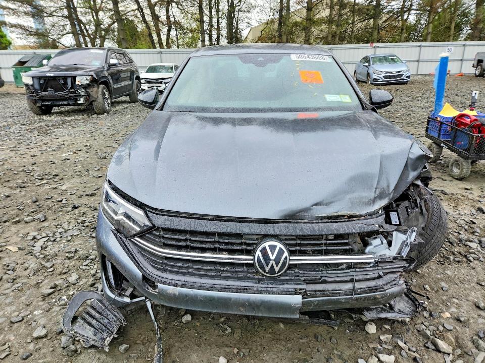 2024 Volkswagen Jetta მანქანა იყიდება აუქციონზე, vin: 3VWBM7BU1RM038852, აუქციონის ნომერი: 50543686