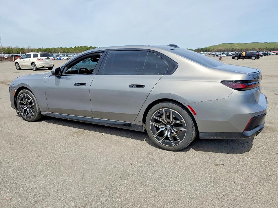 50948586 :رقم المزاد ، WBA33EJ09PCM12276 vin ، 2023 Bmw 760 مزاد بيع