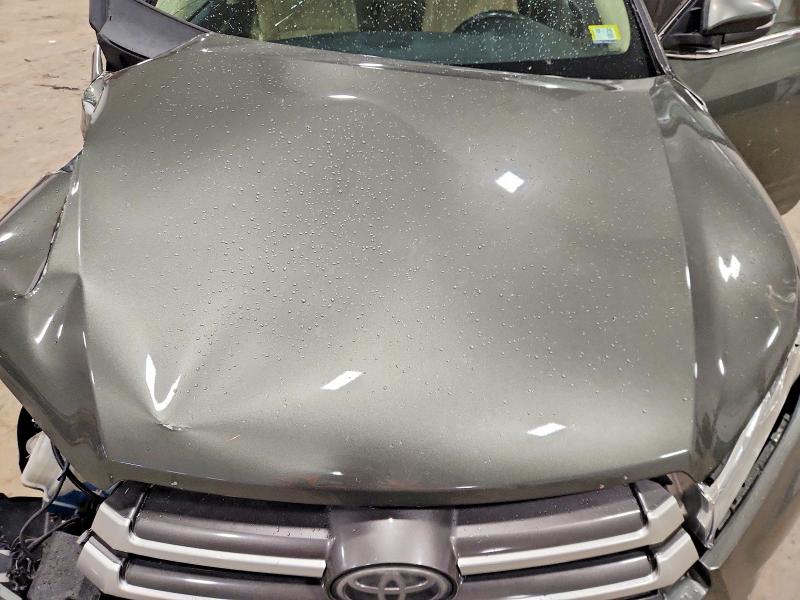 2017 Toyota Highlander მანქანა იყიდება აუქციონზე, vin: 5TDJZRFH0HS379098, აუქციონის ნომერი: 48583036