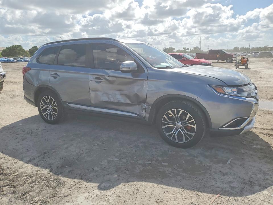 Продаж на аукціоні авто 2016 Mitsubishi Outlander, vin: JA4AD3A38GZ000590, номер лоту: 49221996