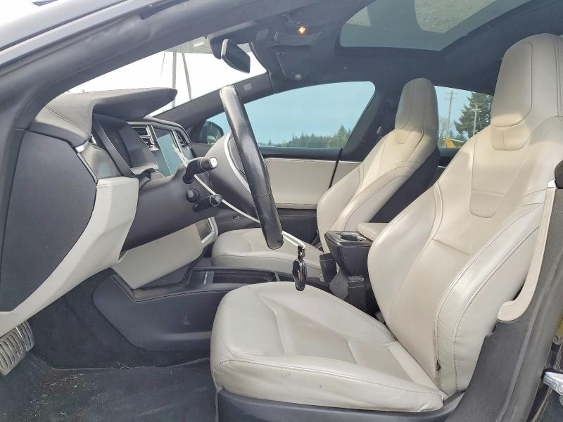 48942676 :رقم المزاد ، 5YJSA1E48GF143670 vin ، 2016 Tesla Model S مزاد بيع