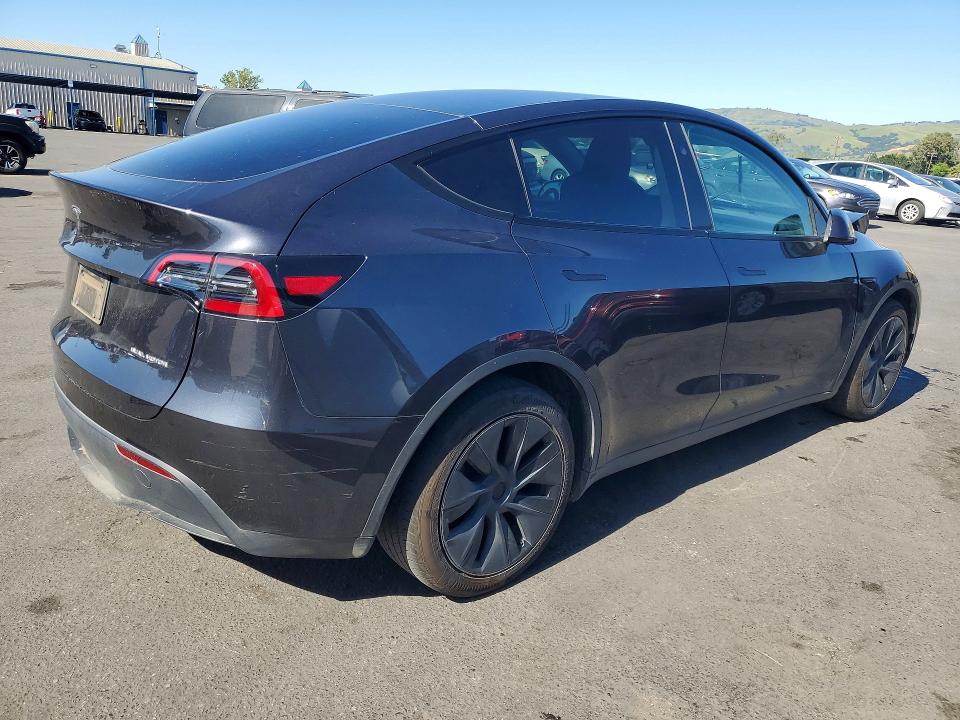 Продажа на аукционе авто 2024 Tesla Model Y, vin: 7SAYGAEEXRF190982, номер лота: 48655806