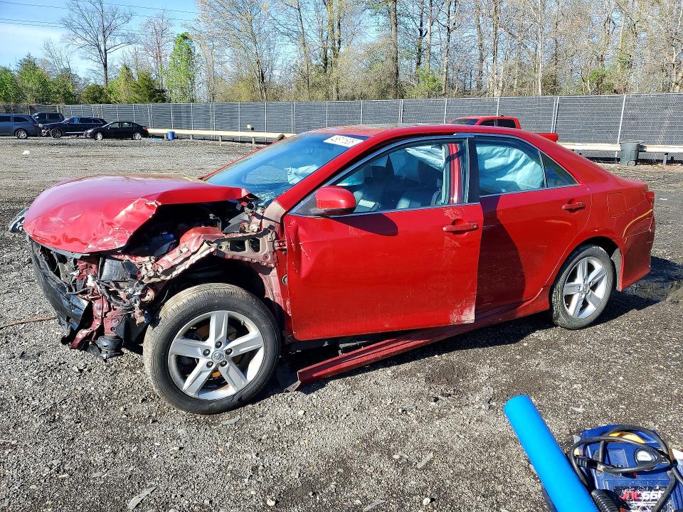 48811836 :رقم المزاد ، 4T1BF1FK1DU718849 vin ، 2013 Toyota Camry مزاد بيع
