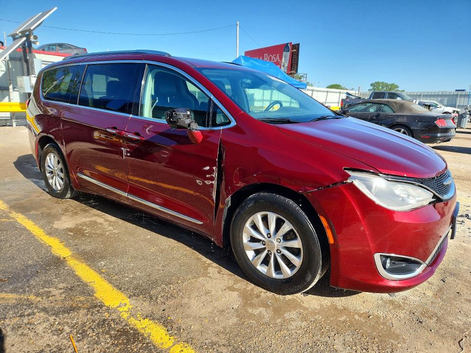 Продаж на аукціоні авто 2018 Chrysler Pacifica, vin: 2C4RC1BG0JR149319, номер лоту: 49425046