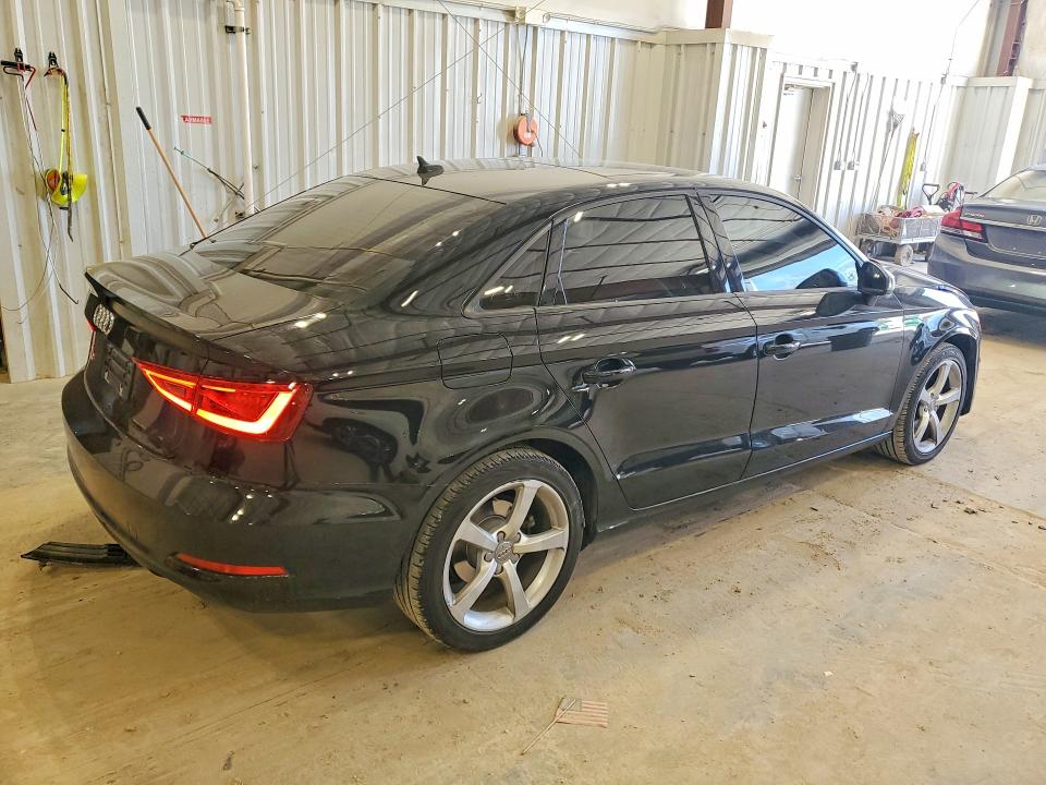 Продаж на аукціоні авто 2015 Audi A3, vin: WAUACGFFXF1005304, номер лоту: 49486886