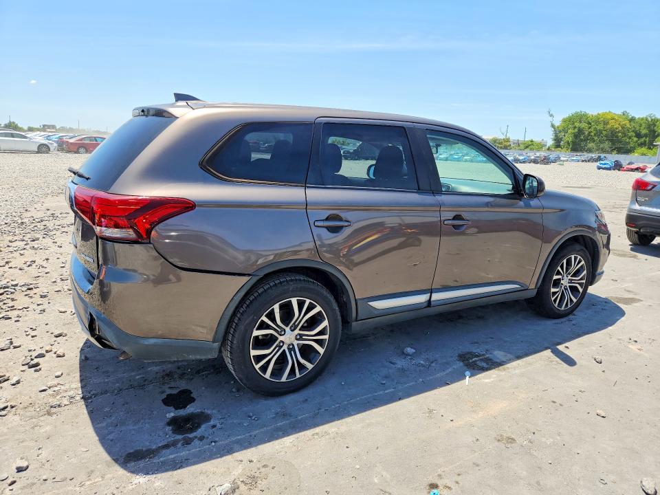 Продажа на аукционе авто 2018 Mitsubishi Outlander, vin: JA4AD2A32JZ006547, номер лота: 50228306