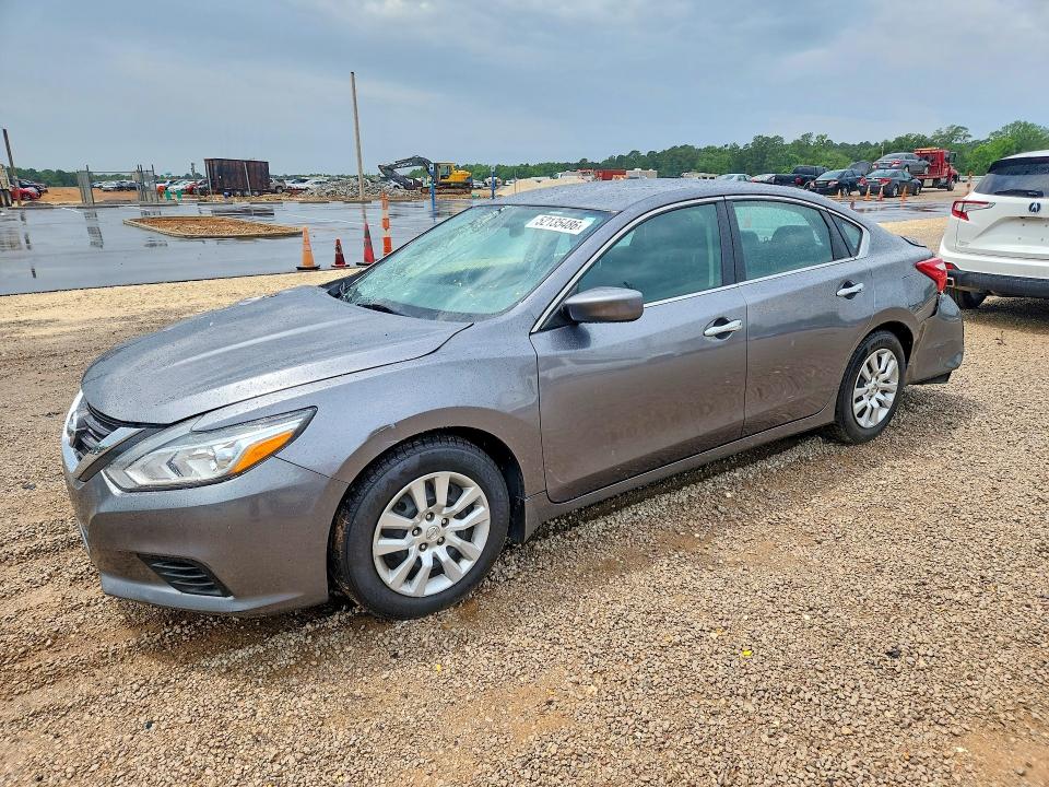 2016 Nissan Altima მანქანა იყიდება აუქციონზე, vin: 1N4AL3AP1GN334842, აუქციონის ნომერი: 52135486