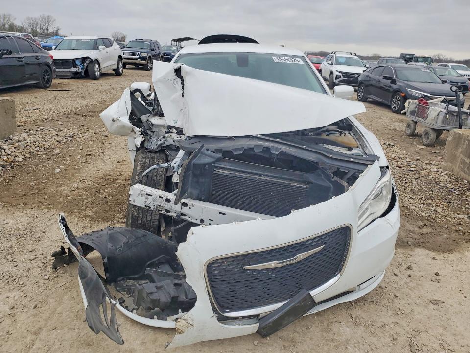 Продажа на аукционе авто 2015 Chrysler 300, vin: 2C3CCAAG9FH749104, номер лота: 48666626