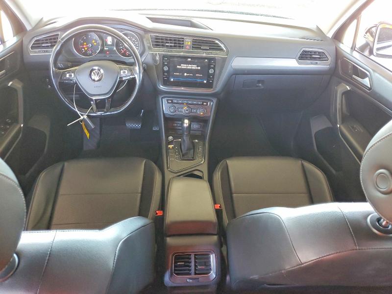 49464096 :رقم المزاد ، 3VV3B7AX6JM038604 vin ، 2018 Volkswagen Tiguan مزاد بيع