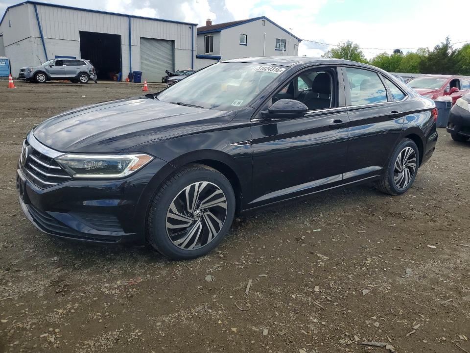 Продажа на аукционе авто 2021 Volkswagen Jetta, vin: 3VWE57BU4MM012331, номер лота: 51824316