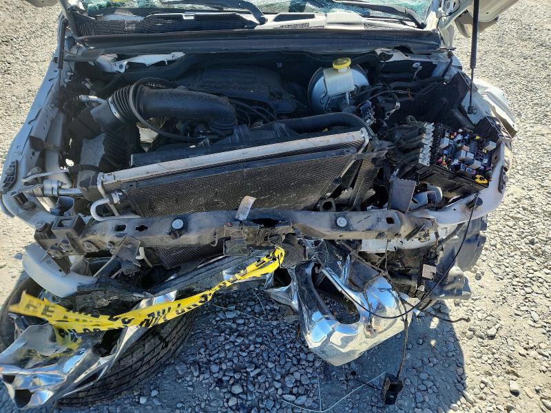 49727536 :رقم المزاد ، 1C6SRFFT5KN575579 vin ، 2019 Ram 1500 مزاد بيع