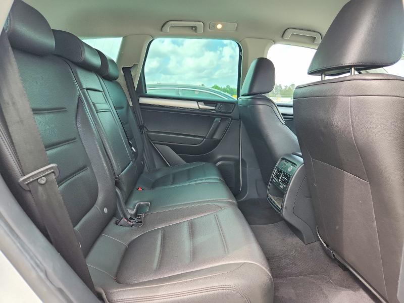 2013 Volkswagen Touareg მანქანა იყიდება აუქციონზე, vin: WVGEF9BPXDD012797, აუქციონის ნომერი: 51562296