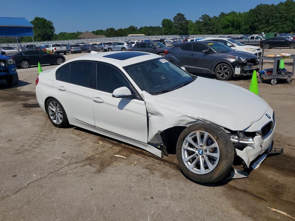 Продаж на аукціоні авто 2016 Bmw 320, vin: WBA8E1G59GNU12293, номер лоту: 51122316