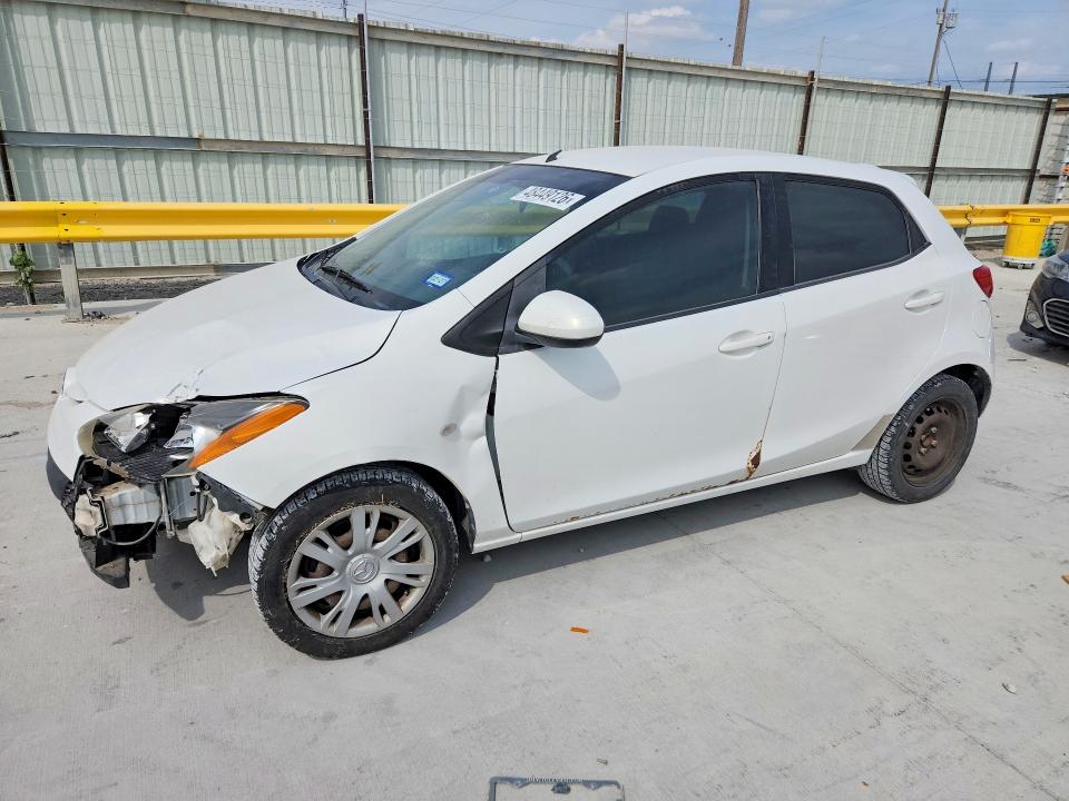 2013 Mazda Mazda2 მანქანა იყიდება აუქციონზე, vin: JM1DE1KY7D0156375, აუქციონის ნომერი: 48449126