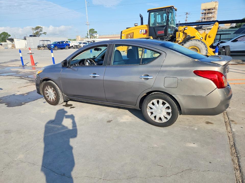 51534946 :رقم المزاد ، 3N1CN7AP3HL808766 vin ، 2017 Nissan Versa مزاد بيع