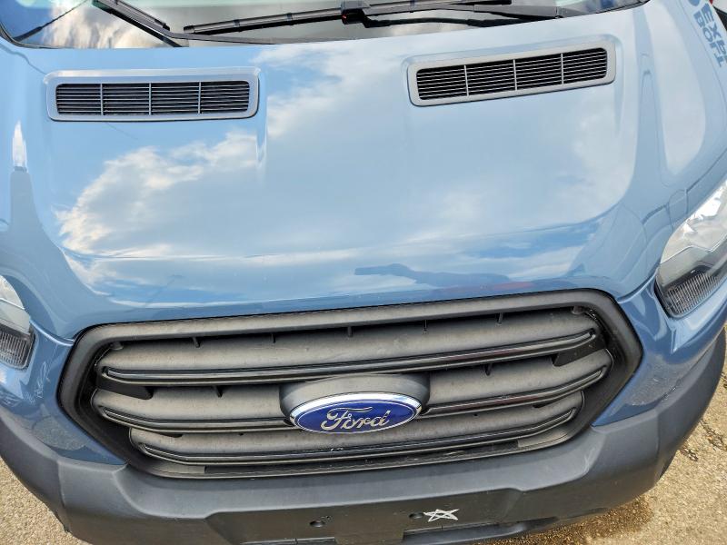 50575306 :رقم المزاد ، 1FTBR3X84LKB32733 vin ، 2020 Ford Transit مزاد بيع
