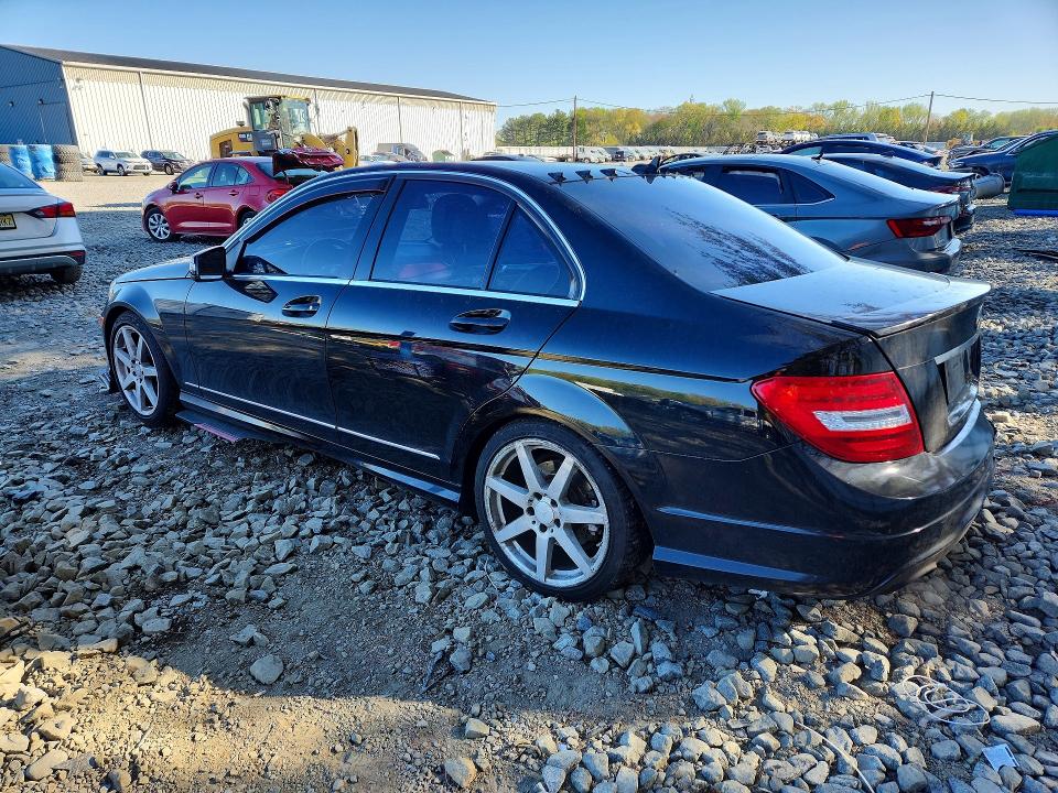 Продажа на аукционе авто 2013 Mercedes-benz C, vin: WDDGF8AB9DR297093, номер лота: 50557566