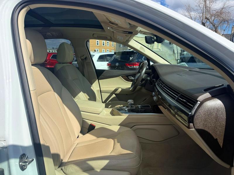 Продаж на аукціоні авто 2019 Audi Q7, vin: WA1VAAF77KD012049, номер лоту: 49025036
