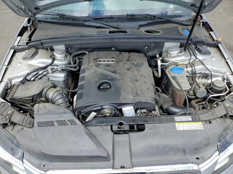51526916 :رقم المزاد ، WAUFFAFL3BN052662 vin ، 2011 Audi A4 مزاد بيع